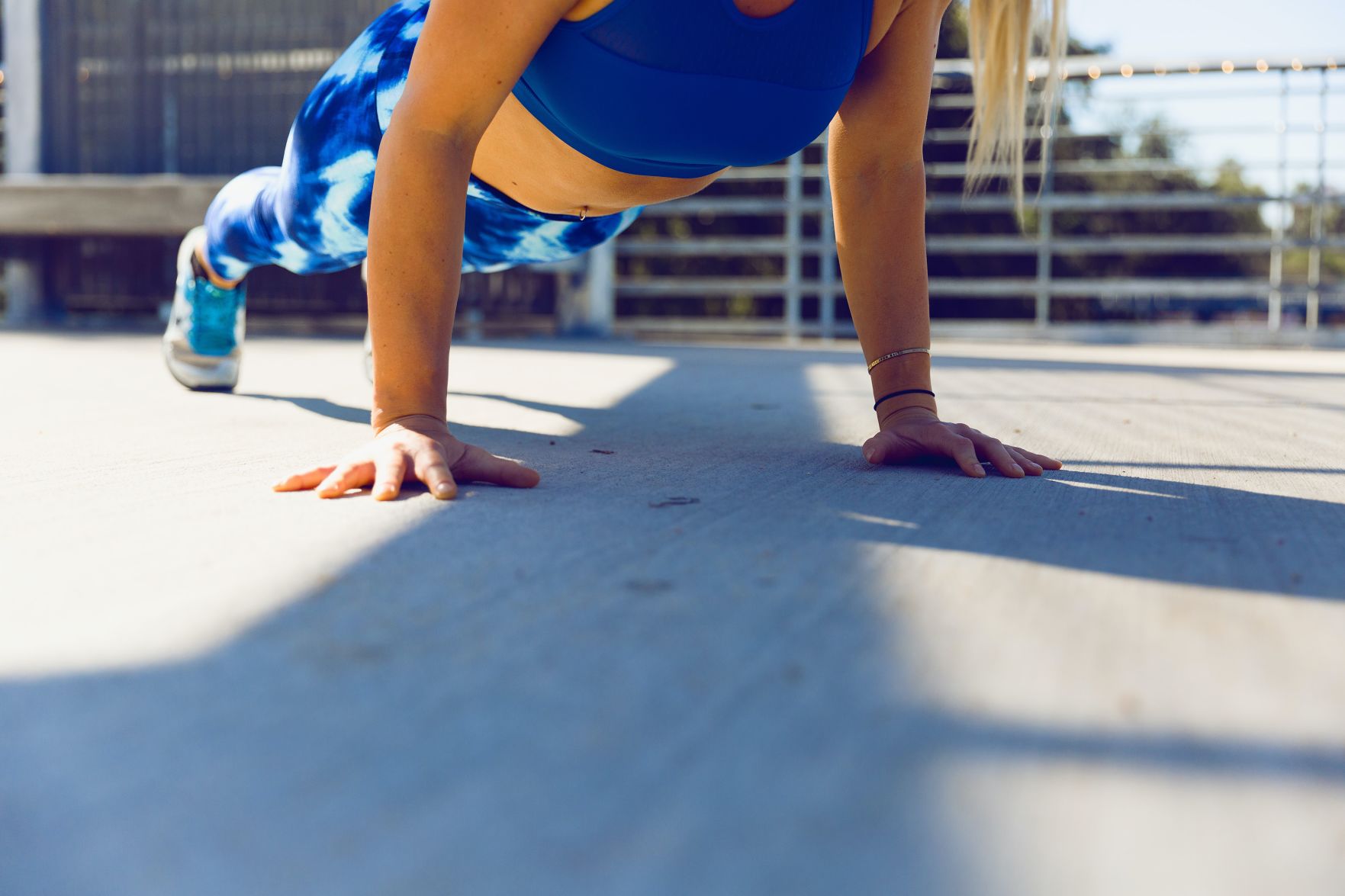 We do it for you: Insanity at-home workout